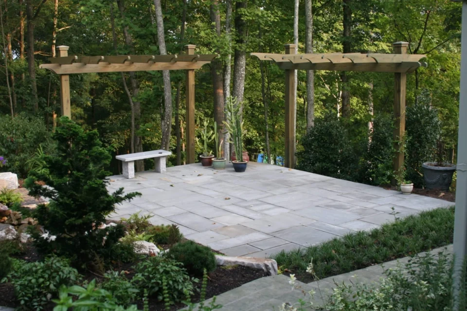 RS-Natural-Stone-Patio-Cantiliever-Arbors-in-Oak-Ridge-Tennessee
